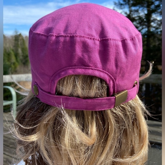 Adult pink Walt Disney World hat one size adjustable - Picture 4 of 7